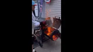 Trigger Release Charcoal Chimney