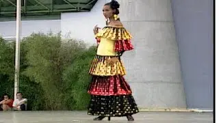 Paco Rabanne y su desfile de moda de inspiraci&oacute;n andaluza  en la Expo 92