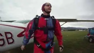 Základný parašutistický výcvik, sólo zoskok (11.09.2015)