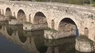 The Roman Bridge at M&eacute;rida