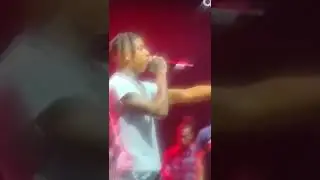 NLE Choppa Calls Out Fan For Throwing Shit on Stage while performing