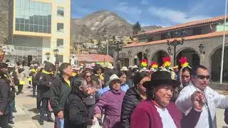 Despedida de los mayordomos familia .huaranca  huamani.  Niño Jesús de Praga castrovirreyna 2025