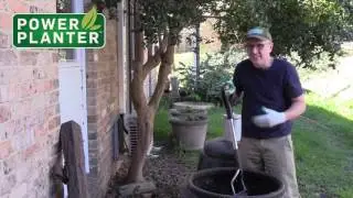 Aerating your compost bin the easy way
