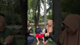 Challenge Warga Bone, Ibu dan Anak Jago yang Mana? #sambungayat #socialexperimentindonesia