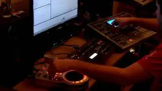 Live Techno Series #4 - MC-909 & Virus - Simon Stokes