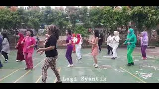Lagi Syantik line dance 💃