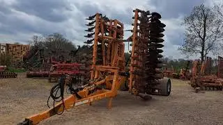 SIMBA X-PRESS 6.6 metre Disc Harrow - Walkaround