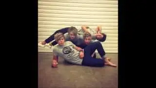 Superhero - 5 Seconds of Summer