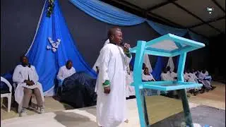 A young boy Tawananyashe Tigere's amazing song Tinyaradzei Mambo. Left the crowd amazed.