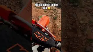 KTM 250 XC-F переключается на нейтраль на технически сложной трассе #dirtbike #viralshorts #motor...
