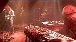 The War on Drugs - Arms Like Boulders (Live)