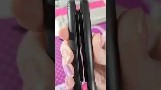 Wavytalk Pencil Flat Iron Review, well made, on off and heat settings on inside of barrels