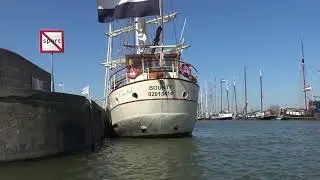 Bataviahaven riviercruise seizoens opening.