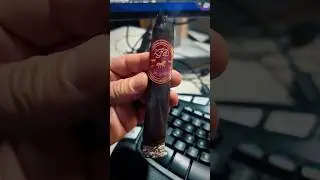 LFD Suave Maduro No 6 #cigarlife #cigarlover #cigaroftheday #botl #humidor #cigarsnob #stogie #2025