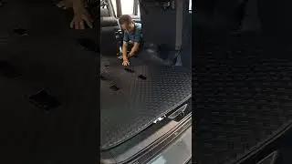 TOYOTA FORTUNER WITH NEW ENGRAVERMAT KARPET MOBIL