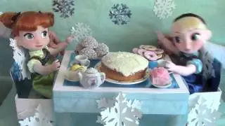 Frozen Tea Party w Real Cake! Disney Princesses Elsa + Anna Playing In The Snow!