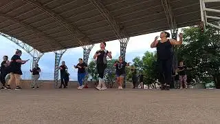 Pelotero hala bola
