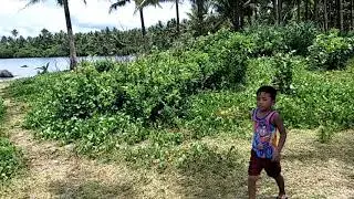 jhaycob jude walking in the beach