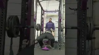 Fat Bar Bench, 325 lbs x 4 x 1 to a 3 board with 💯 lb of chains