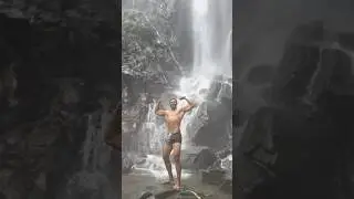 Embrace the power of Nature and Fitness🦍 #shortsvideo #motivation #fitness #nature #gym #beachbody