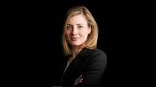 Minister Melanie Joly shares information to help Canadians stuck in Israel as flights are canceled