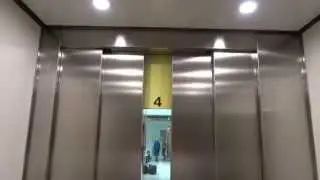 DEVE (mod.) Holeless Hydraulic elevator @ GALLERIAN, Stockholm, Sweden.