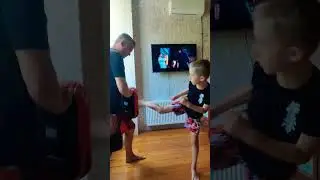 Удары по Макиваре - Солодовников Всеволод / Брюс Ли #брюсли #karate #kungfu #brucelee #kyokushin