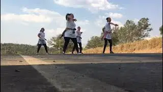 J&uacute;llia,  Michelle, Ana Paula e Gaby - Coreografia: Resist&ecirc;ncia