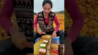 The process of peeling corn kernels - a good tool can improve work efficiency