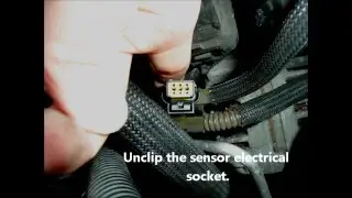 How to replace a Renault Camshaft position sensor