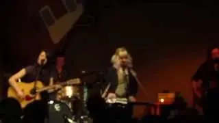 Larkin Poe - Blues Garage - 14.04.2013