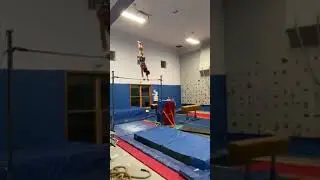 Blind Half to Toe Front Dismount