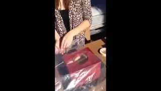 How to Fill a Wooden Cremation Urn