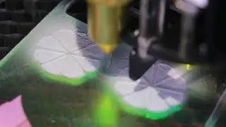 Flux Beamo cutting through 3mm iridescent acrylic sheet