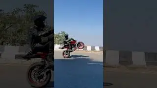 Duke 390 wheelie Lonavala ride Sunday ride #rider #ride #duke390 #sportbike #viralvideo