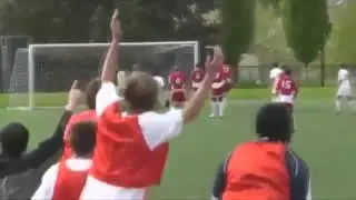 BestVine Here's a blow , but the keeper steeper