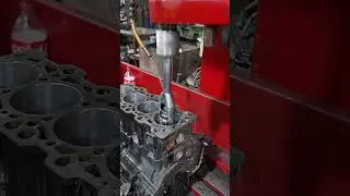 Cylinder Honing Process #lathe #automobile