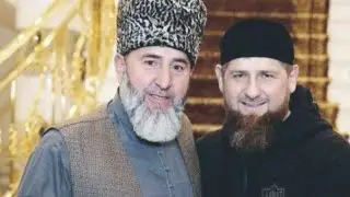 Али Амиров (Атаги) у Рамзана Кадырова  (зикр,назма)/Rite of praise of the Almighty Muslims Sufis.