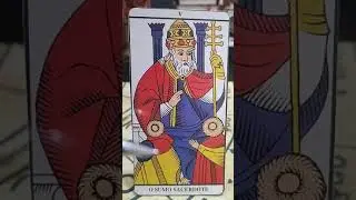 Arcano O Papa ou O Sumo Sacerdote que aconselha, orienta e protege #arcanopapa #taroonline