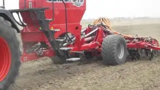 Sumo 4m DTS (Deep Tillage Seeder) Fendt 820