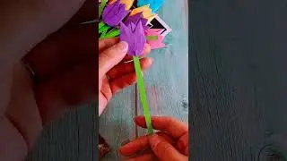 Gift Inspiration: Surprise someone with this DIY Pop-Up Card! 🎁💖 #Crafts