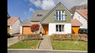 2 Fairway Gardens, Plympton. Property For sale in Plympton.