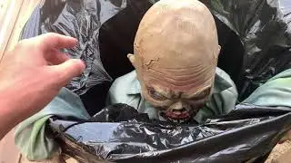 Spirit Halloween 2015-2016 Easewell Management Moonshine Barrel Zombie