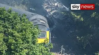 Stonehaven crash: Three people killed when train derails in Aberdeenshire