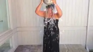 Ashley Gold Takes the #ALSIceBucketChallenge!