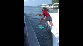 Самая быстрая доставка почты по воде! 🏃&zwj;♀️