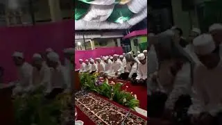 VIRAL!!! Khusuk Berdzikir Sampai Joget