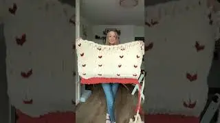 Zr&oacute;b sw&oacute;j koc w jeden wiecz&oacute;r &ndash; bez szydełka i drut&oacute;w! 🙌