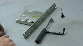 Italian lock Cisa 3+3 locksmith key operating overview