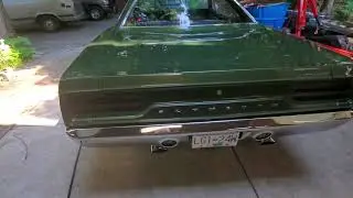 426 hemi Road Runner 4 speed 1970